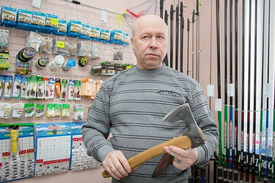 Острый нож – по сердцу: житель Русского Камешкира рассказал о необычном хобби