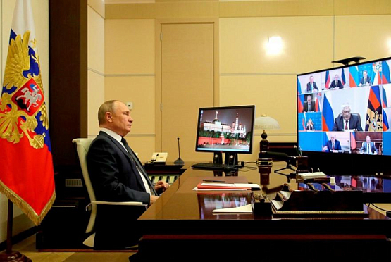 Эксперты отмечают сплоченность россиян и рост доверия к президенту Путину 