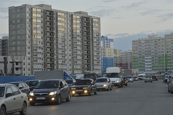 Дорогу в Спутник губернатор предложил расширить до 4 полос