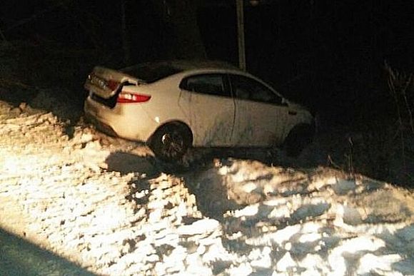 В Кузнецком районе водитель иномарки скончался после ДТП