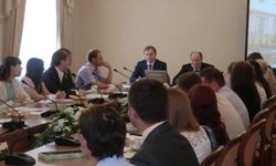 Фото|| Губернатор Пензенской области встретился участниками «iВолги-2013»