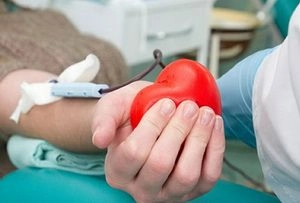Фото||grani.lv Почти 3,5 тысячи почетных доноров Пензенской области получат в августе по 968 рублей