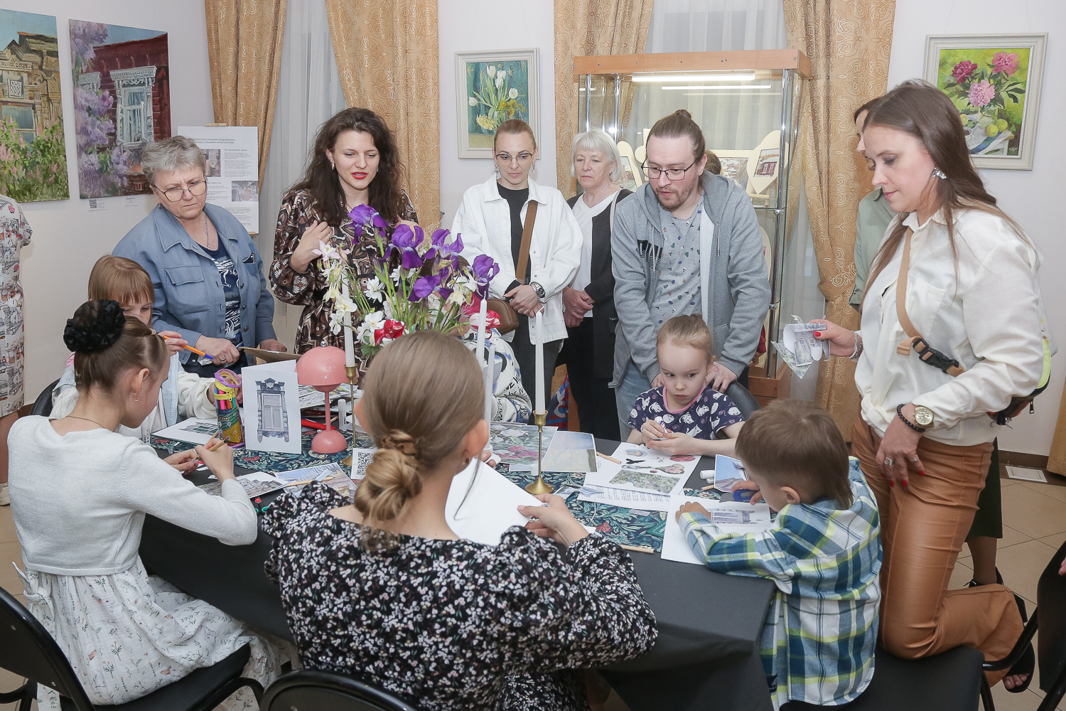 В мастер-классе участвовали десятки человек