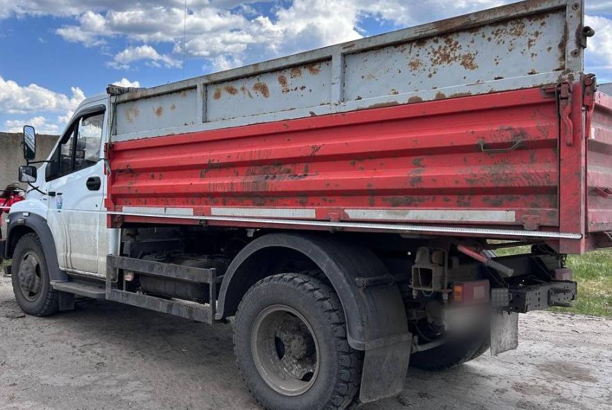 В Бековском районе водитель грузовика выпал из кузова