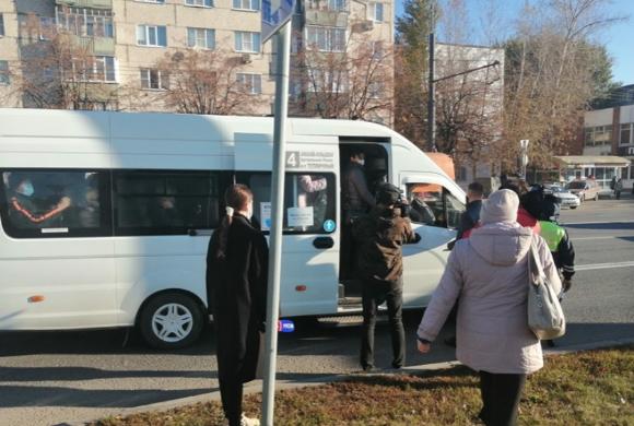 В транспорте Пензы усилили контроль за соблюдением масочного режима