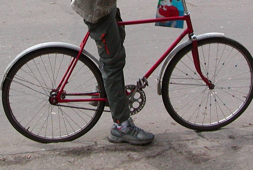 В Пензе ищут велосипедиста, сбившего 3-летнюю девочку