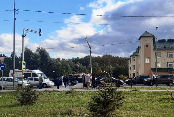 В Пензе на ул. Антонова на пешеходном переходе сбили женщину