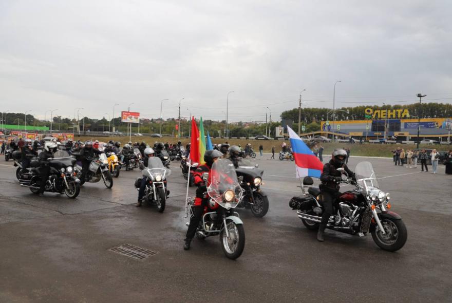 В Пензе день трезвости отметили мотозаездом