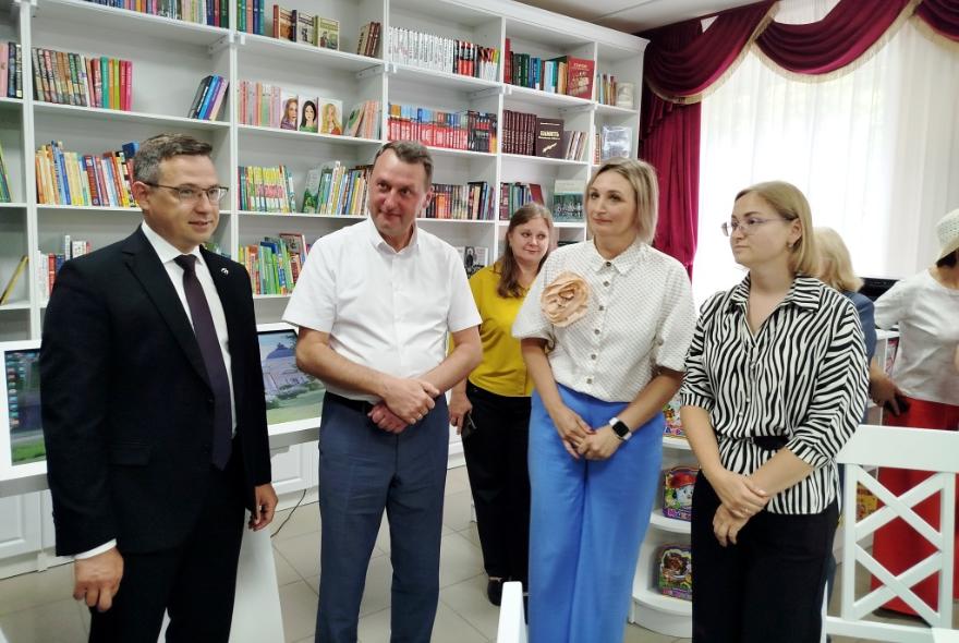 В селе Лермонтово открылась первая модельная библиотека