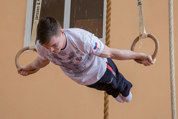 Призер чемпионата мира по гимнастике дал мастер-класс студентам ПГУ