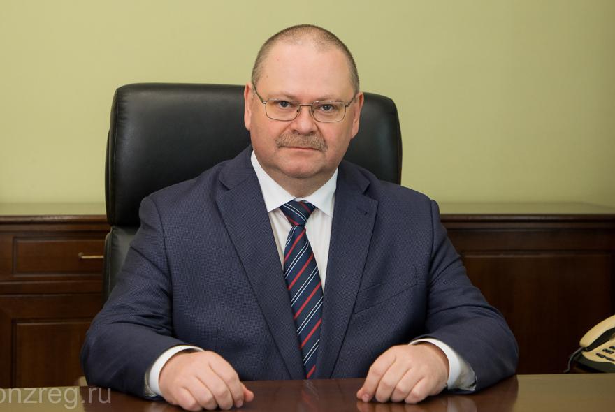 Олег Мельниченко поздравил пензенцев с Днем работника торговли