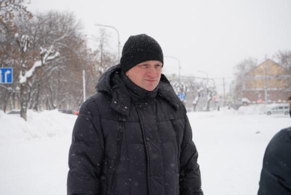 Мэр Лузгин: Ответственные за уборку снега сотрудники работают с 4 часов утра