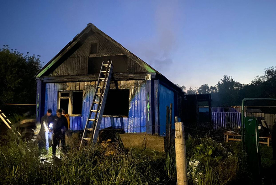 В ночном пожаре погиб 66-летний житель Каменки