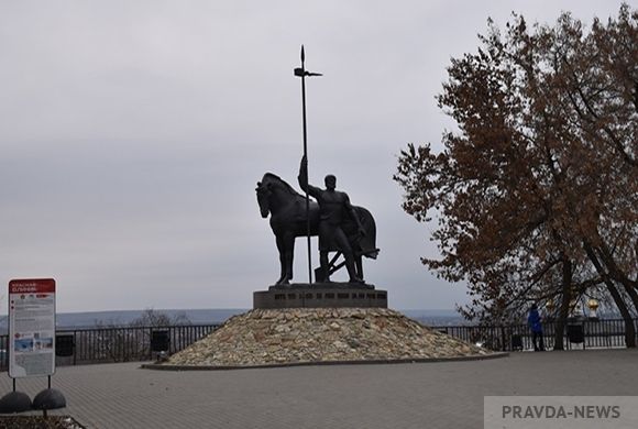 В Пензе благоустроят территорию у памятника «Первопоселенцу»