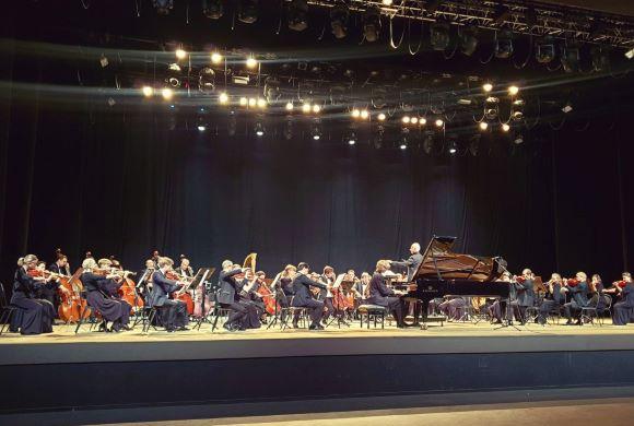 В ККЗ «Пенза» оркестр Спивакова исполнил шедевры русской классики