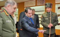 В Пензе полпред Президента посетил филиал военного учебно-научного Центра