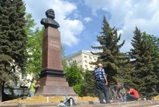 В Пензе в конце мая откроют отреставрированный памятник Карлу Марксу