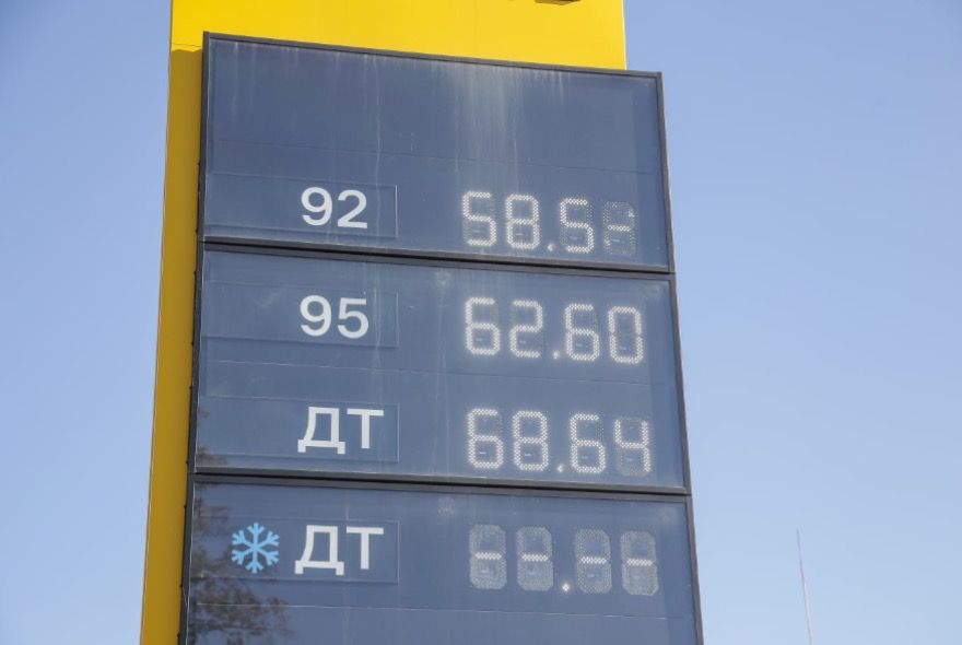 На АЗС снова подорожало: как пензенцы справляются с растущими ценами на топливо