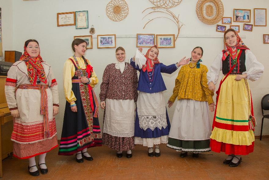 Три народа — одна песня: история ансамбля «Радованье» из Пензенского колледжа искусств