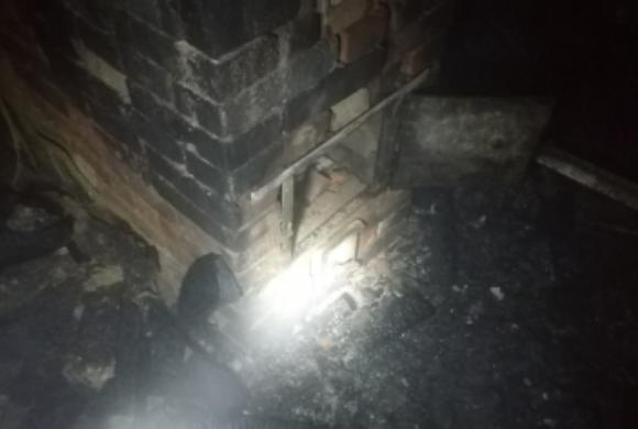СК опубликовал видео из сгоревшего дома в Средней Елюзани