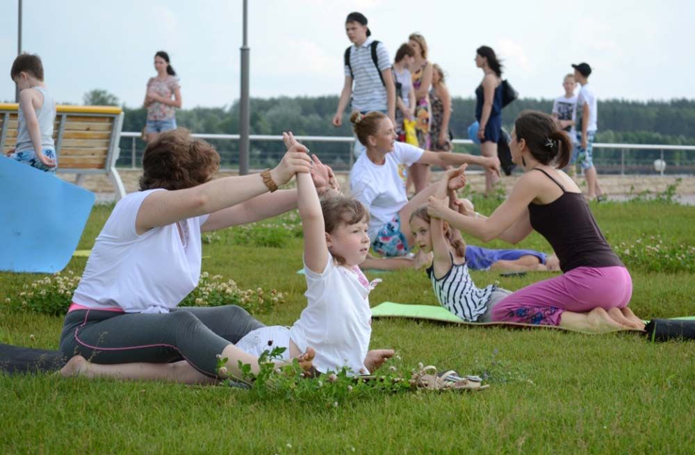 Международный день йоги в Пензе — фотоотчет