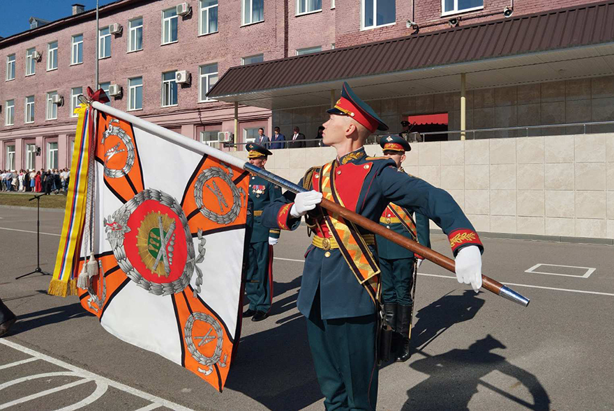 Пензенский артинститут награжден Орденом Жукова