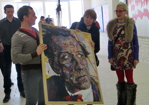 Художник из Брюсселя подарил пензенскому «Театру доктора Дапертутто» портрет Мейерхольда