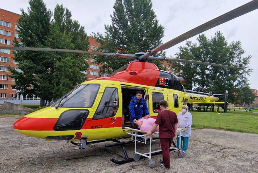 В Пензу из Каменки на вертолете доставили пациента с сердечной патологией