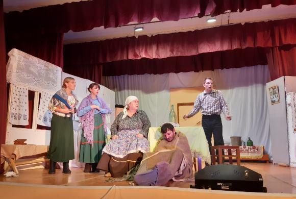 Днем — монтер, вечером — актер: более 100 лет в Сердобске работает народный театр