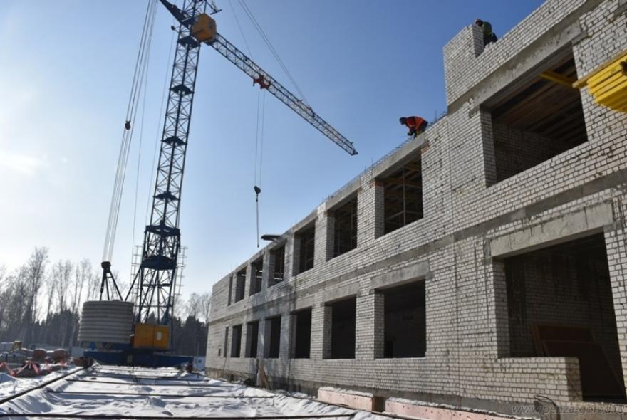 В Пензе работы по строительству школы на ГПЗ выполнили на 50 %