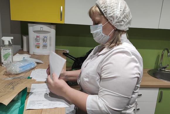 В Пензе начали работу мобильные кабинеты вакцинации от коронавируса