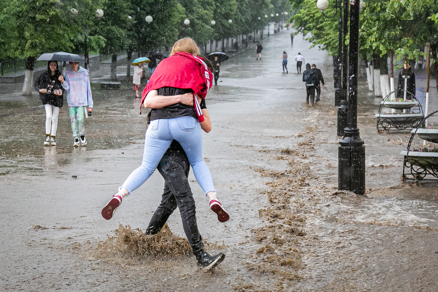 День подряд. Дождь несколько дней подряд.