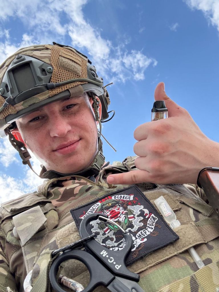 Артур Зайцев||Фото из личного архива героя Артур Зайцев.jpg