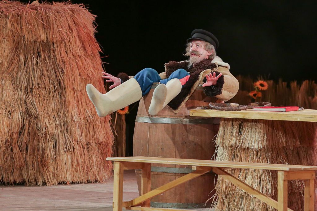 Спектакль «Бабий бунт». Спектакль «Бабий бунт» (12).jpg