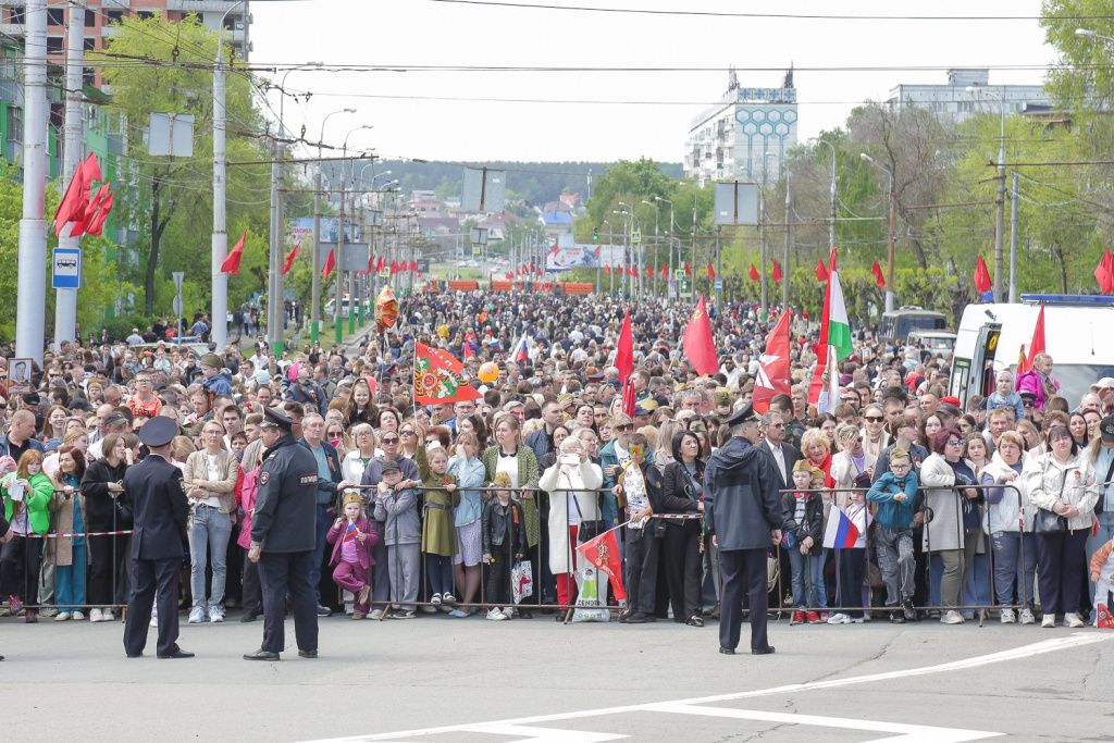 Зрители 9 мая 2025 в Пензе (1).jpgааа.jpg