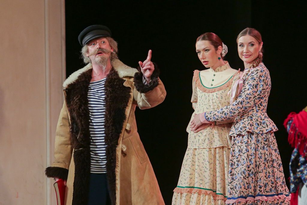 Спектакль «Бабий бунт». Спектакль «Бабий бунт» (4).jpg