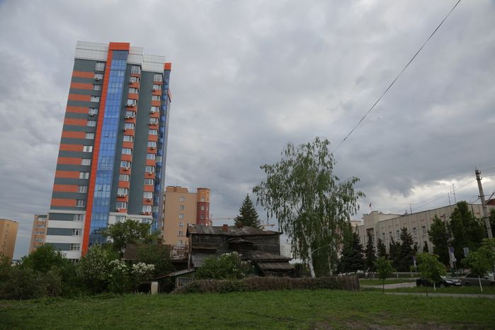 После того, как ветхое здания на улице Богданова признали аварийрым, загс приютила администрация.jpg