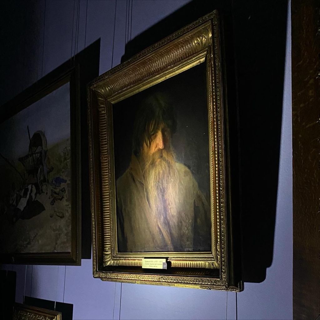 «Портрет крестьянина» кисти Ивана Николаевича Крамского 346fhe_IT7xZFS7IFB6rmaENlI4Z58nG4he-GosY3MhzEP4Tqi-d9fUF3HBKsLfmY7y_jgve0dRTZ6S0h4Pe0Cch.jpg