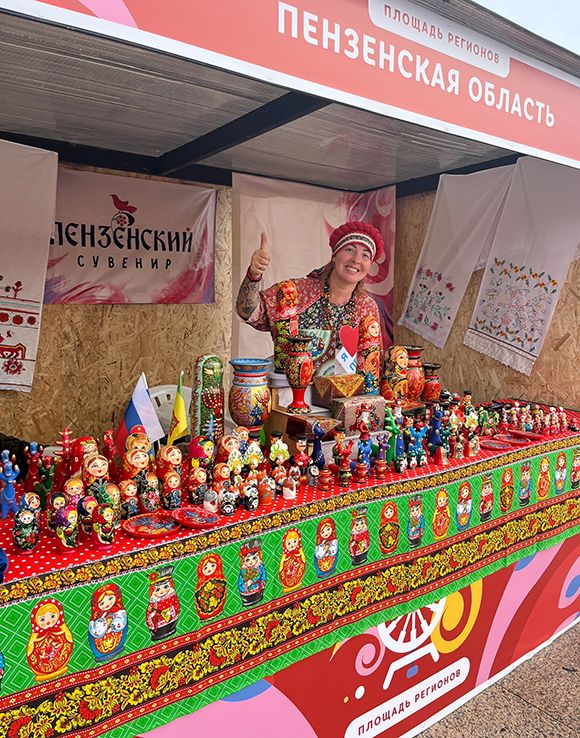 На ярмарке в Москве. На ярмарке в Москве.jpg