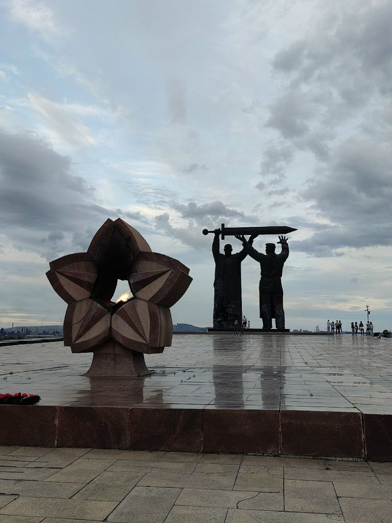 Магнитогорск. Тыл-фронту.jpg