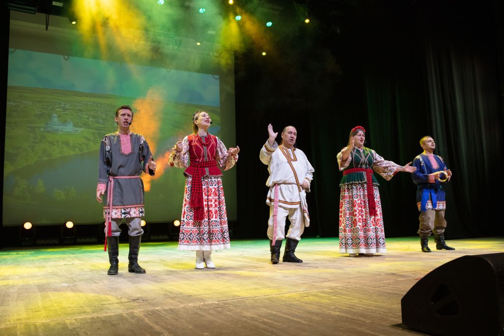 В кажлм стежке — своя энергетика nk_71148_101025_011a5411.jpg