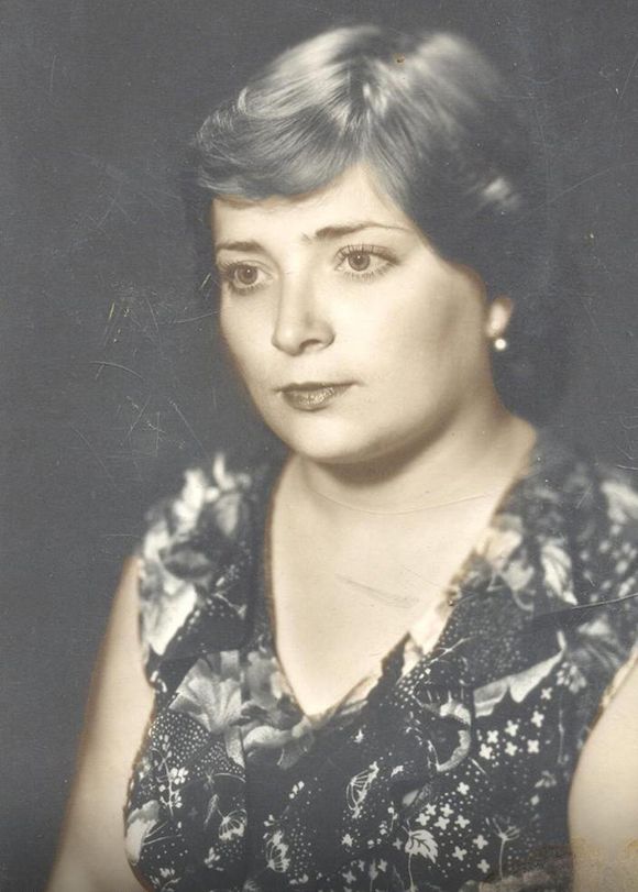 Светлана Ступникова в молодые годы.jpg
