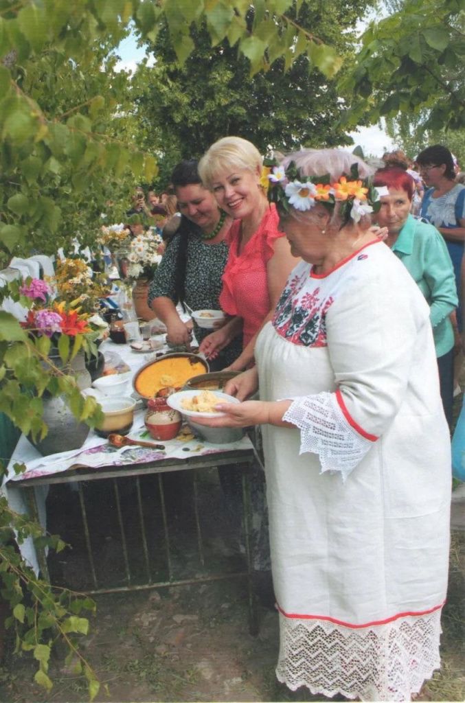 Накрывай на стол, хозяйка! Накрывай на стол, хозяйка!.jpg