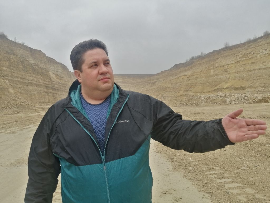 Александр Елисеев ЕЛИСЕЕВ.jpg