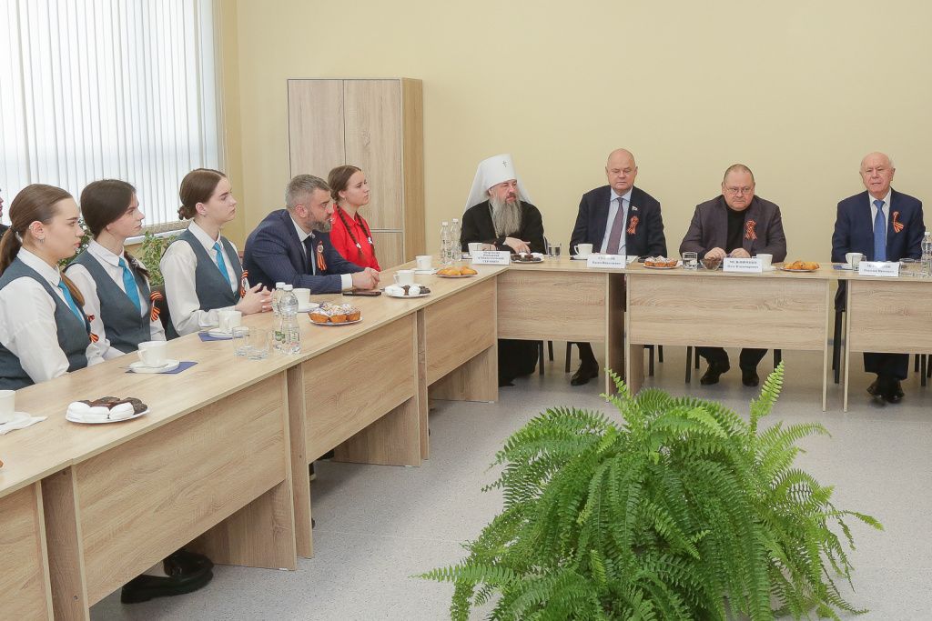 Встреча со школьниками 9V8A7502.jpg