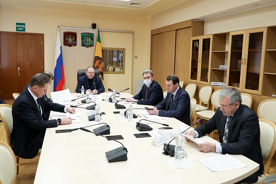 Олег Мельниченко поручил продолжать антикоррупционные проверки  
