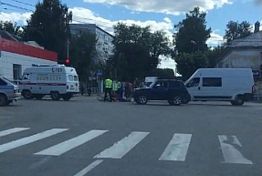 В Кузнецке 65-летний мопедист упал на дорогу В Кузнецке 65-летний мопедист упал на дорогу