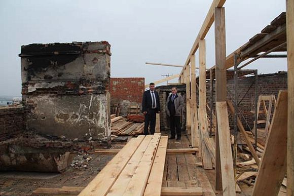 В Кузнецке поврежденный пожаром дом включили в план капремонта на 2015 г.