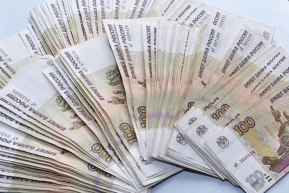 Житель Каменки перечислил мошенникам 400 тысяч рублей