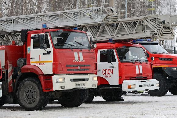 В Пензе при пожаре спасли пенсионерку